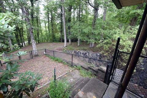 A home in Mccaysville
