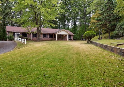 A home in Mccaysville