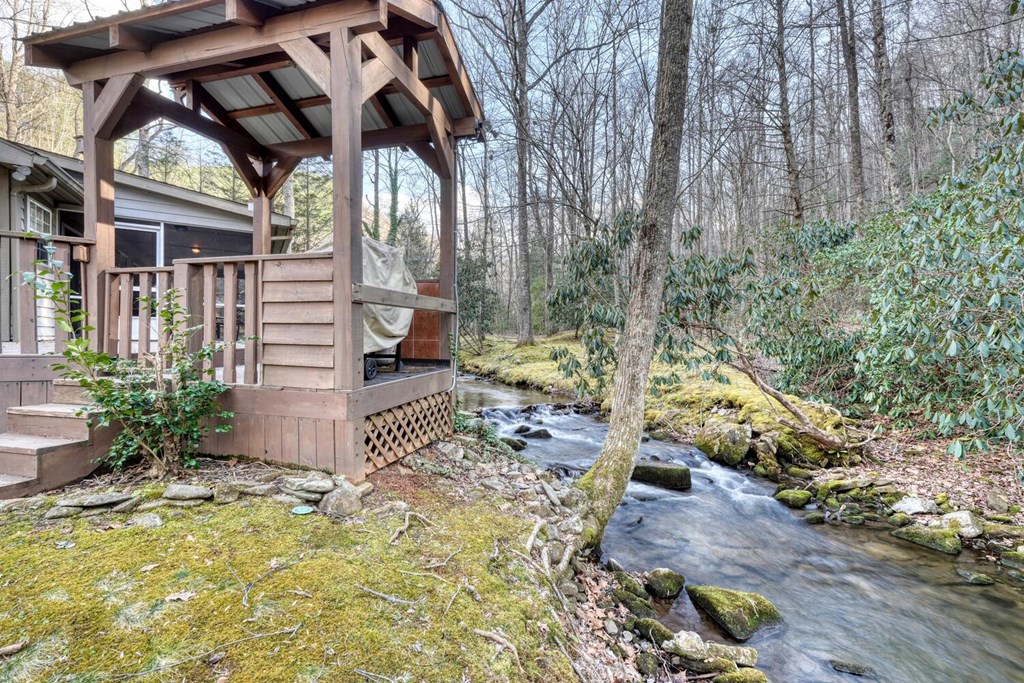 4868 Swallows Creek Road