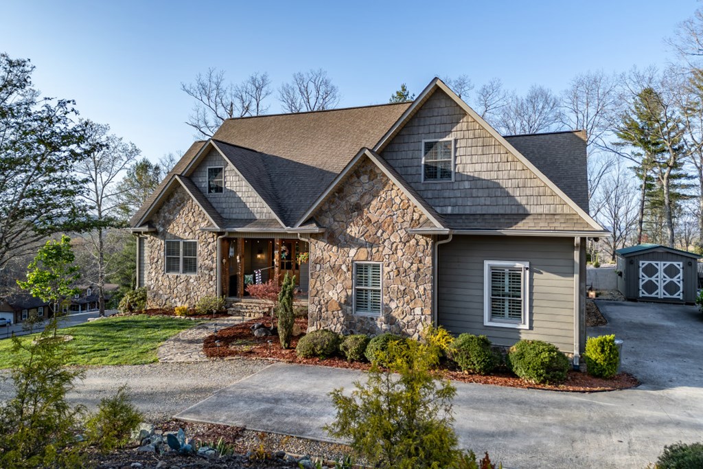 159 Apple Blossom Road