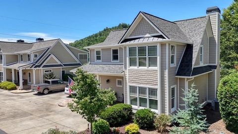 2267 Eastgate Drive Hiawassee GA 30546