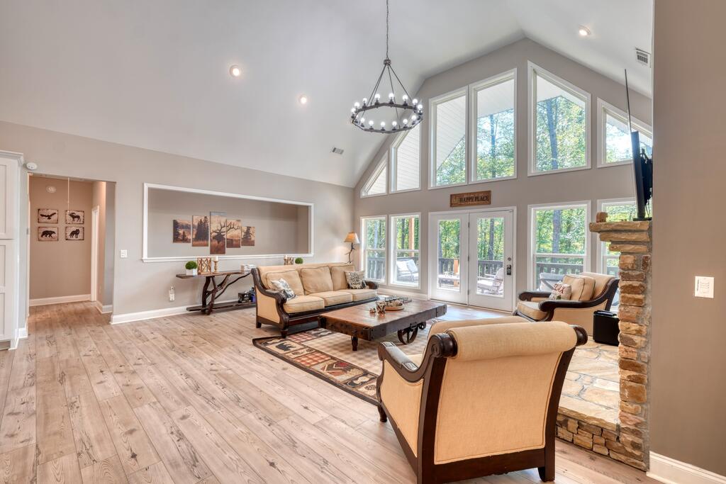 125 Franklin Hills Way