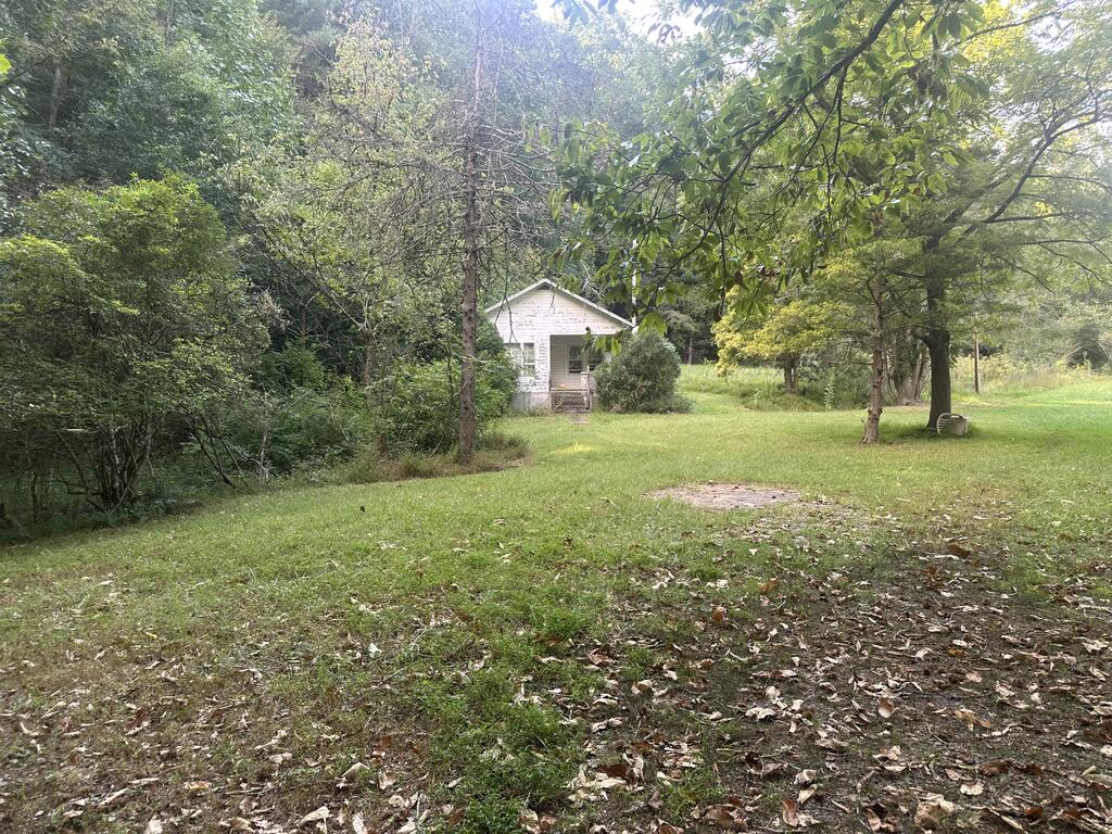191 NW Roach Cove Road