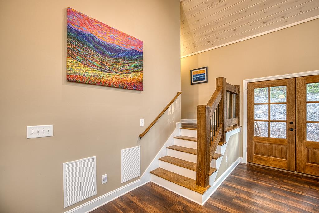 1016 Twisted Oak Road