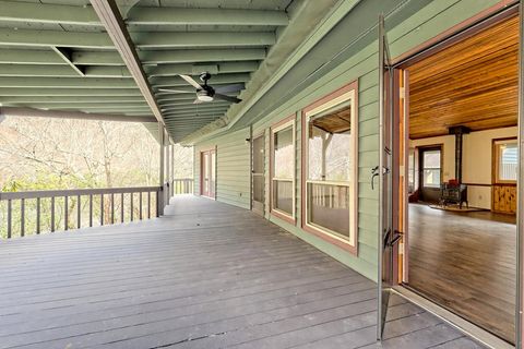 A home in Hayesville