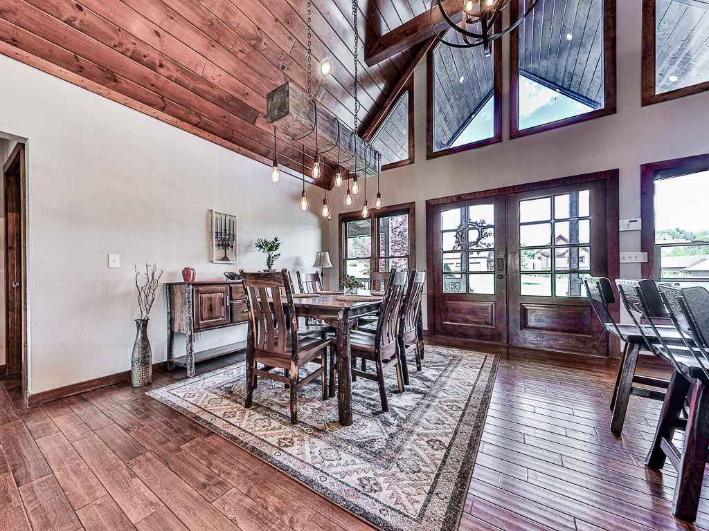 42 Lone Pine Drive