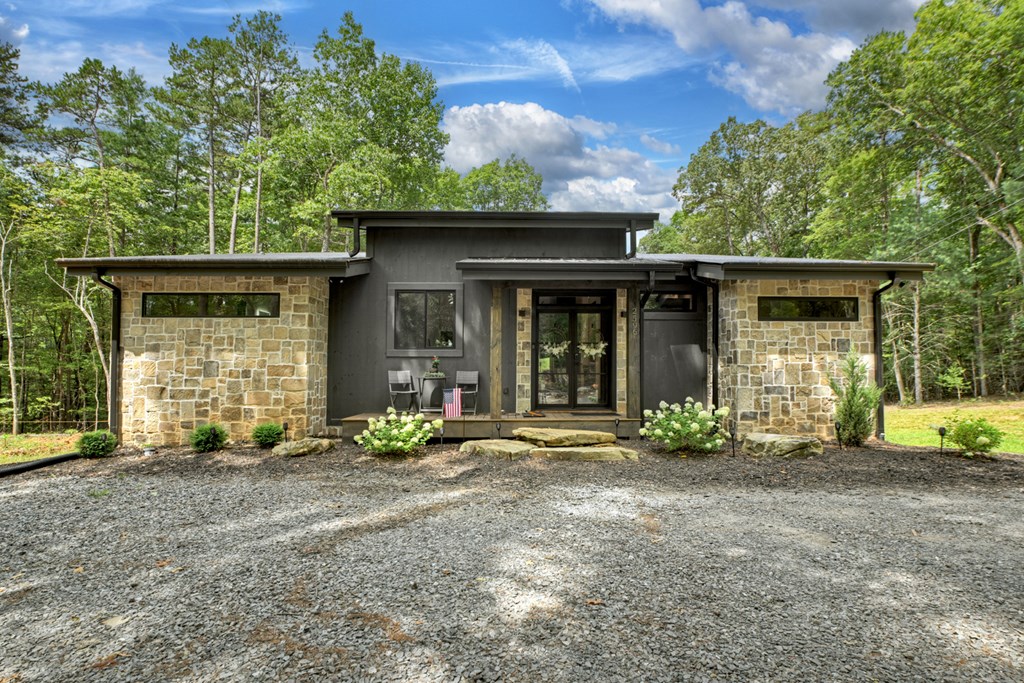 2596 Hwy 2