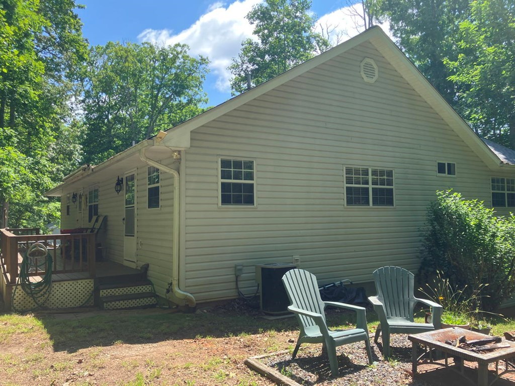 6364 Springwood Trail