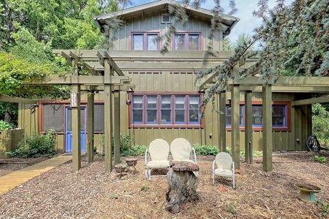 A home in Hayesville