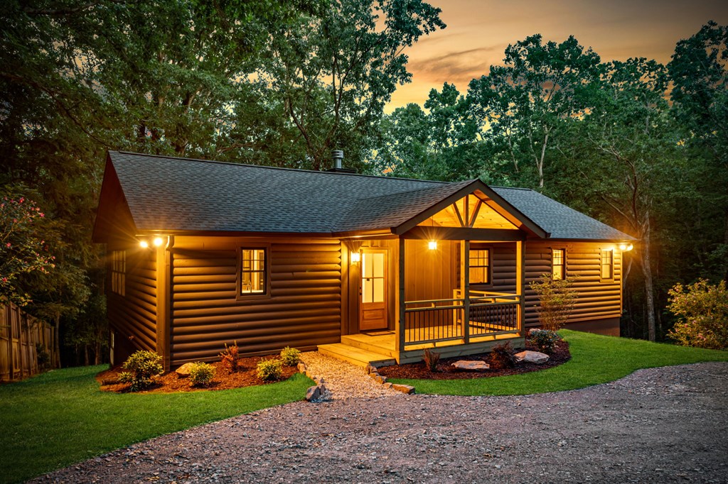 570 Cabin Trail
