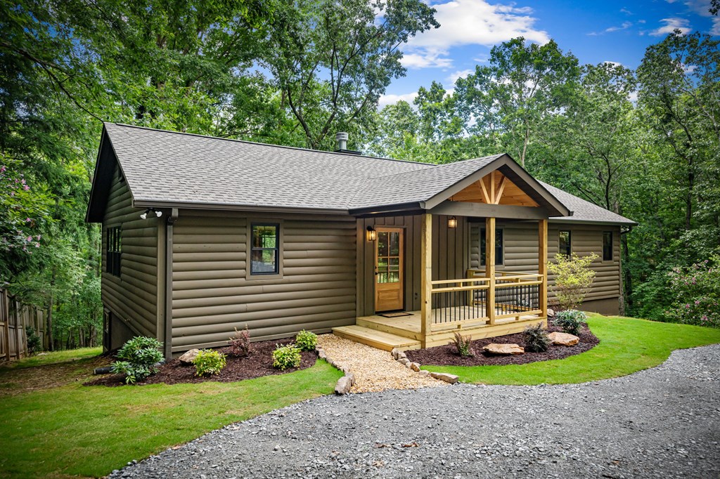 570 Cabin Trail