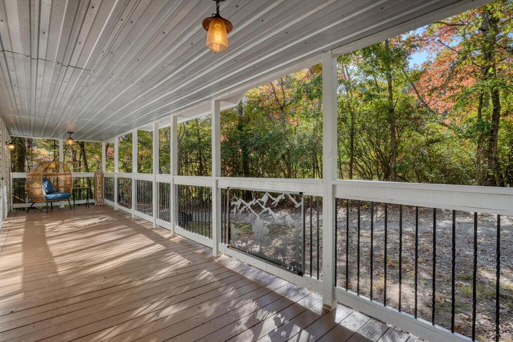 78 Hall Creek Road