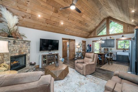 A home in Ellijay