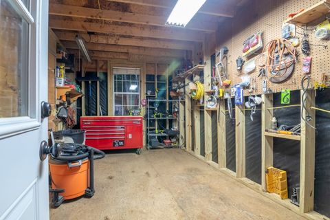 listing image 60