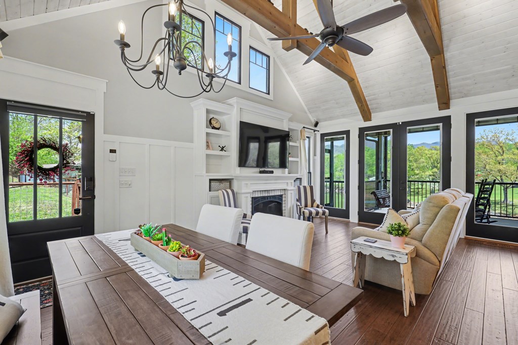 Hayesville, North Carolina, 28904, United States, 3 Bedrooms Bedrooms, ,4 BathroomsBathrooms,Residential,Active,2038145