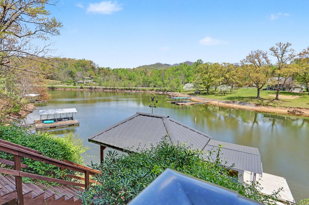 Hayesville, North Carolina, 28904, United States, 3 Bedrooms Bedrooms, ,4 BathroomsBathrooms,Residential,Active,2038145