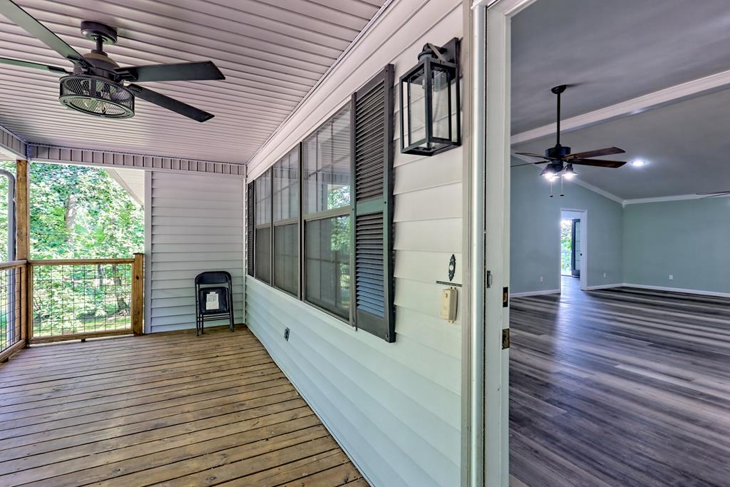 28 Coon Tail Road