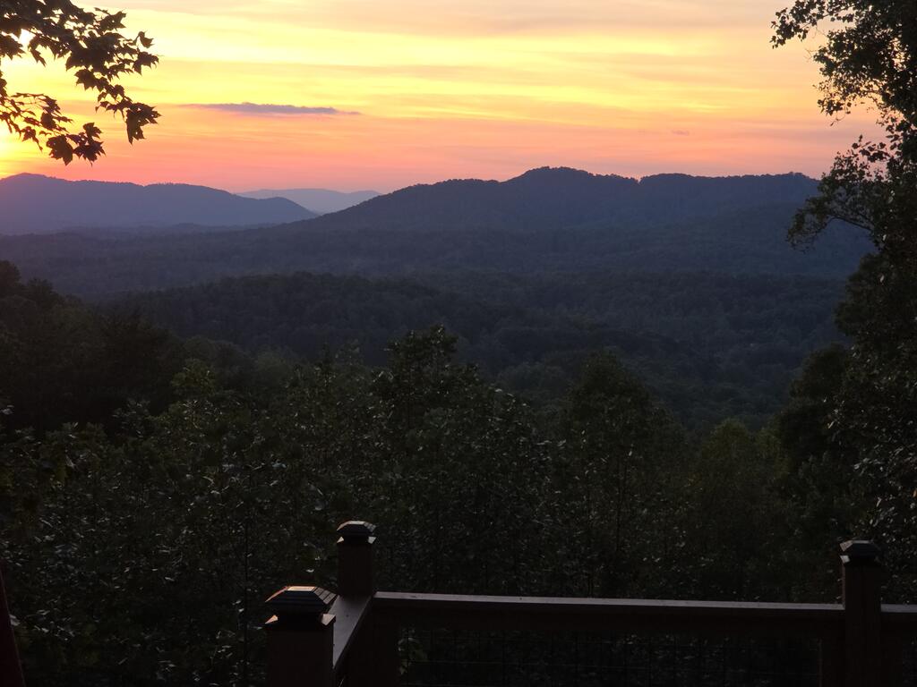 238 Ridge View Lane