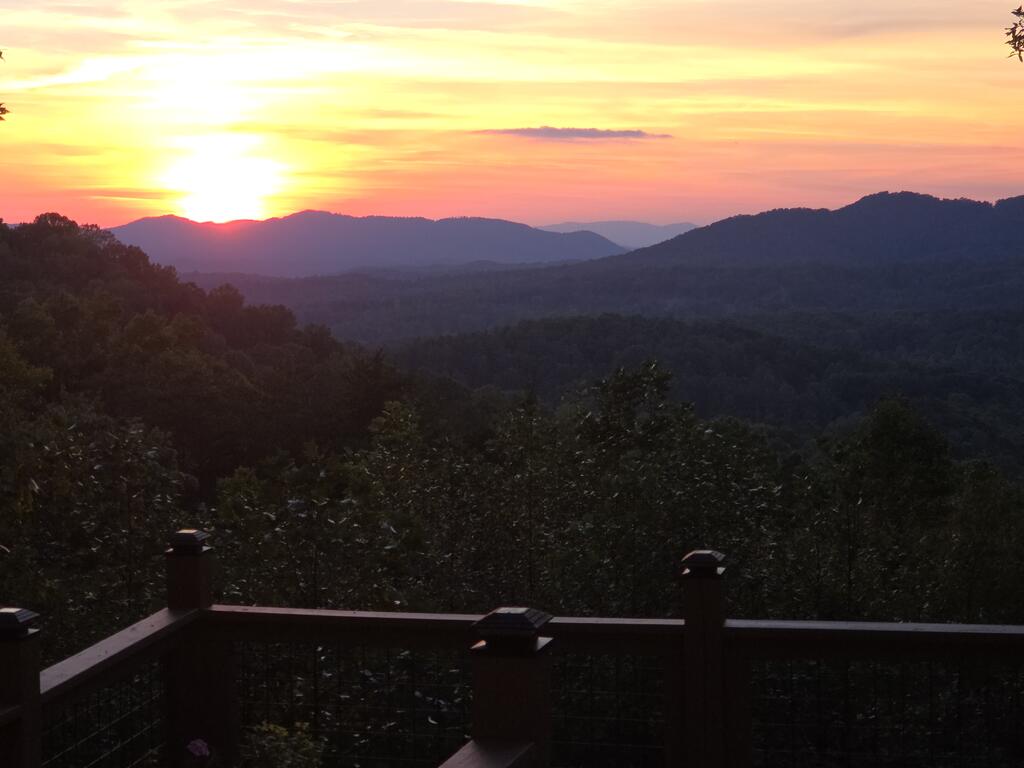 238 Ridge View Lane
