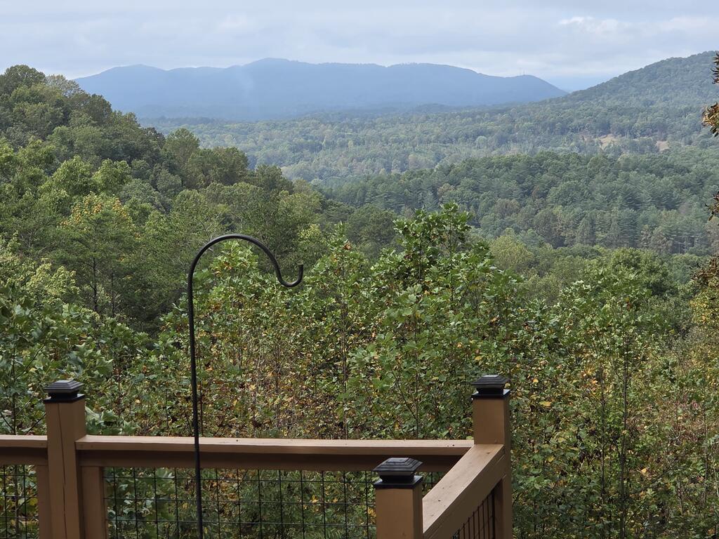238 Ridge View Lane