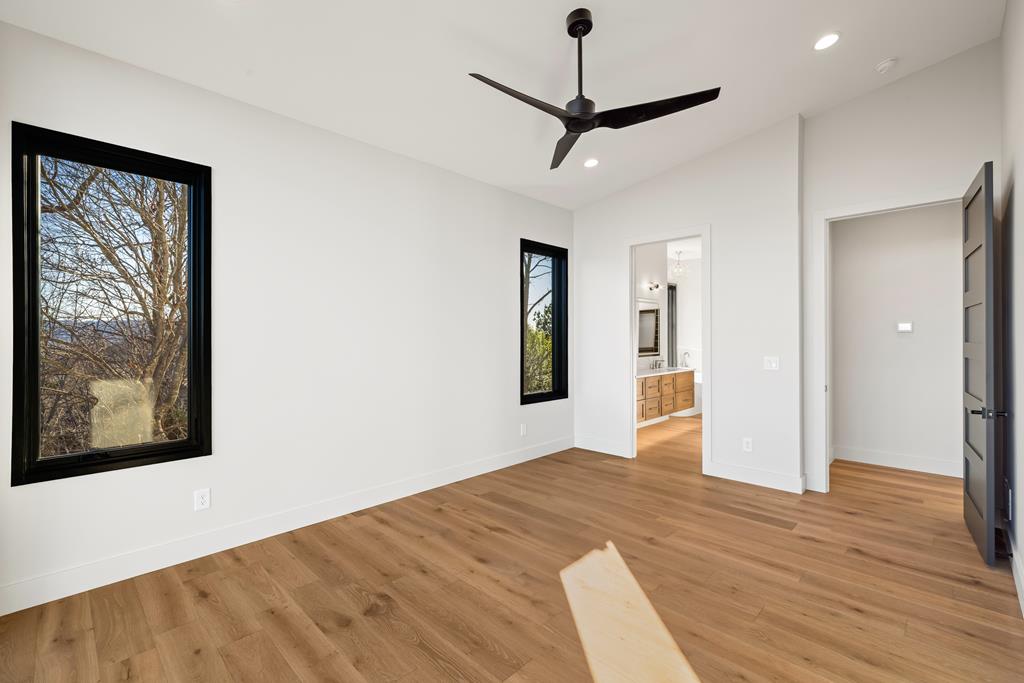 Blairsville, Georgia, 30512, United States, 4 Bedrooms Bedrooms, ,4 BathroomsBathrooms,Residential,Active,2033702