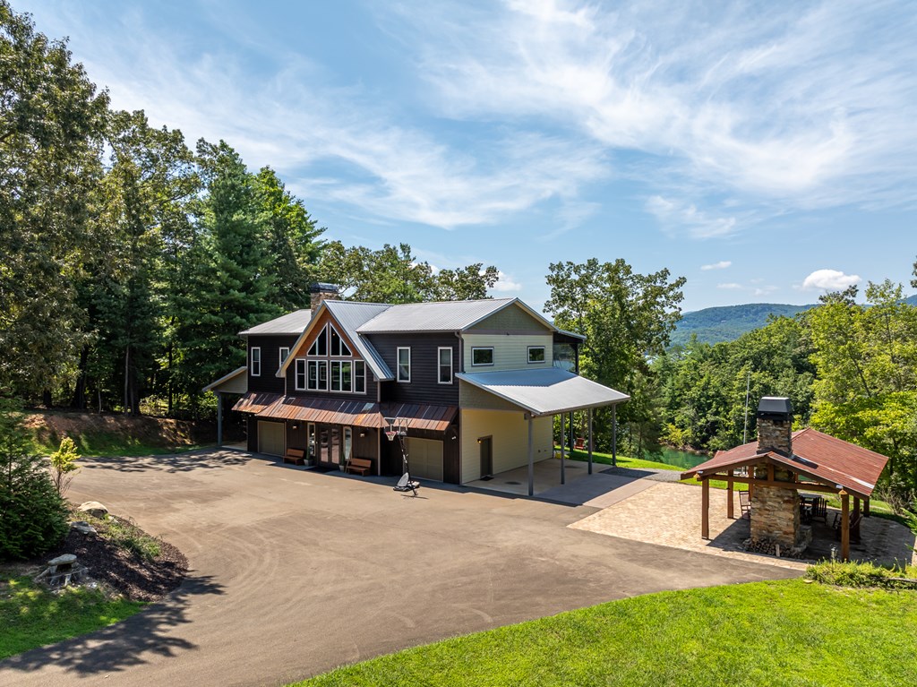Blue Ridge, Georgia, 30513, United States, 5 Bedrooms Bedrooms, ,4 BathroomsBathrooms,Residential,Active,2031793
