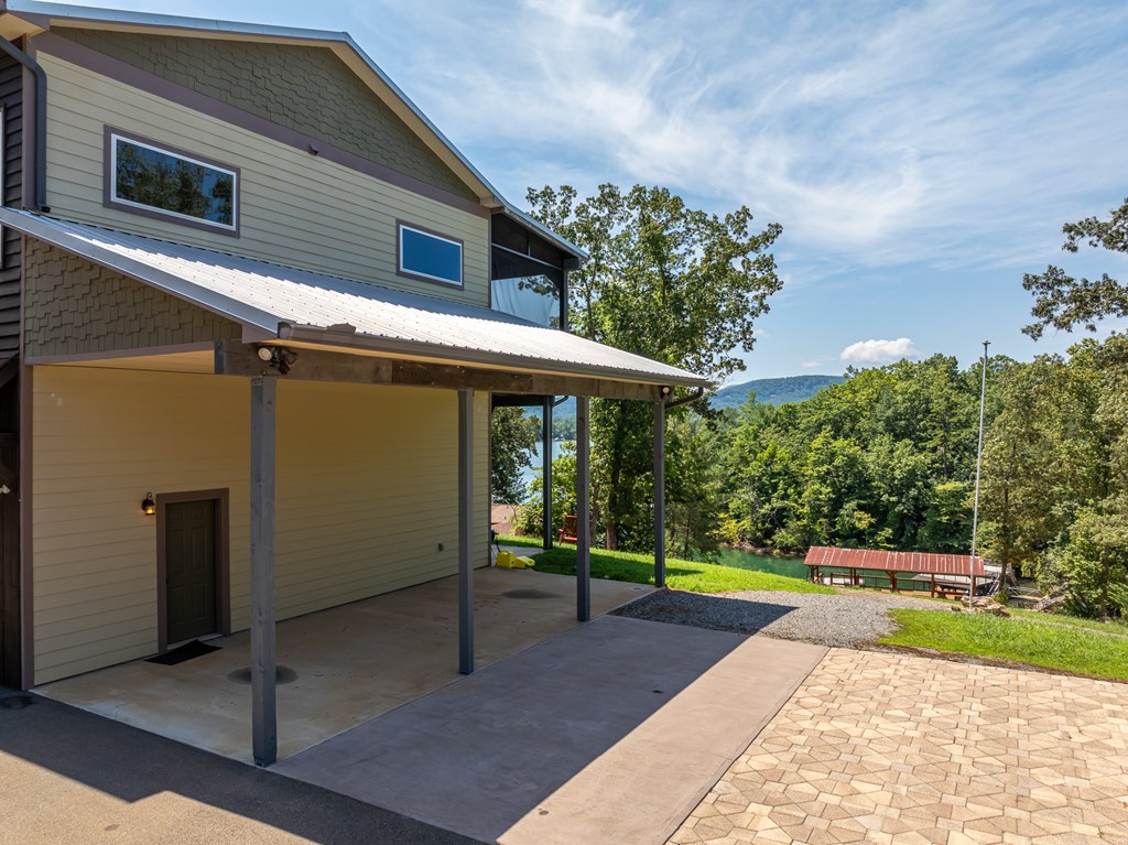 Blue Ridge, Georgia, 30513, United States, 5 Bedrooms Bedrooms, ,4 BathroomsBathrooms,Residential,Active,2031793