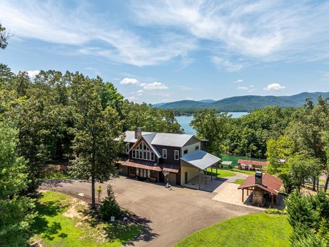 94 Rome Point Blue Ridge GA 30513