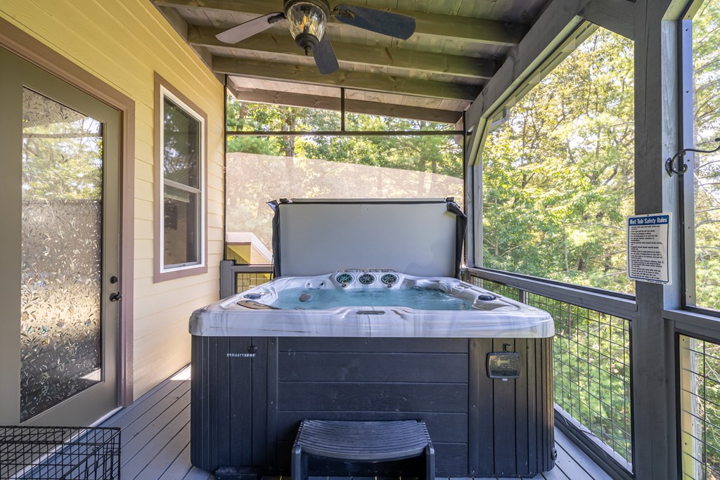 Blue Ridge, Georgia, 30513, United States, 5 Bedrooms Bedrooms, ,4 BathroomsBathrooms,Residential,Active,2031793