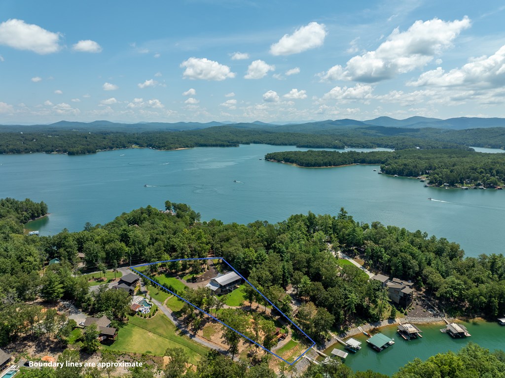 Blue Ridge, Georgia, 30513, United States, 5 Bedrooms Bedrooms, ,4 BathroomsBathrooms,Residential,Active,2031793