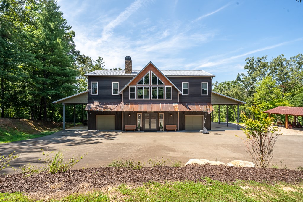 Blue Ridge, Georgia, 30513, United States, 5 Bedrooms Bedrooms, ,4 BathroomsBathrooms,Residential,Active,2031793