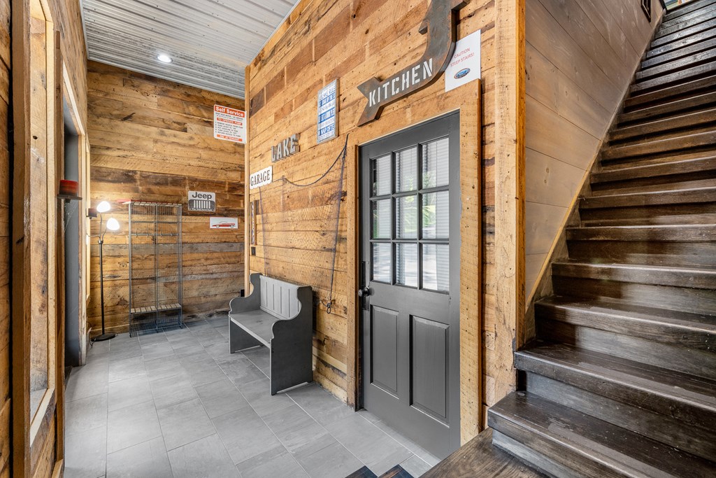 Blue Ridge, Georgia, 30513, United States, 5 Bedrooms Bedrooms, ,4 BathroomsBathrooms,Residential,Active,2031793