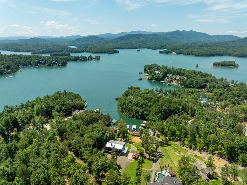 Blue Ridge, Georgia, 30513, United States, 5 Bedrooms Bedrooms, ,4 BathroomsBathrooms,Residential,Active,2031793