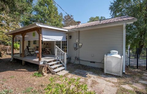 A home in Hayesville