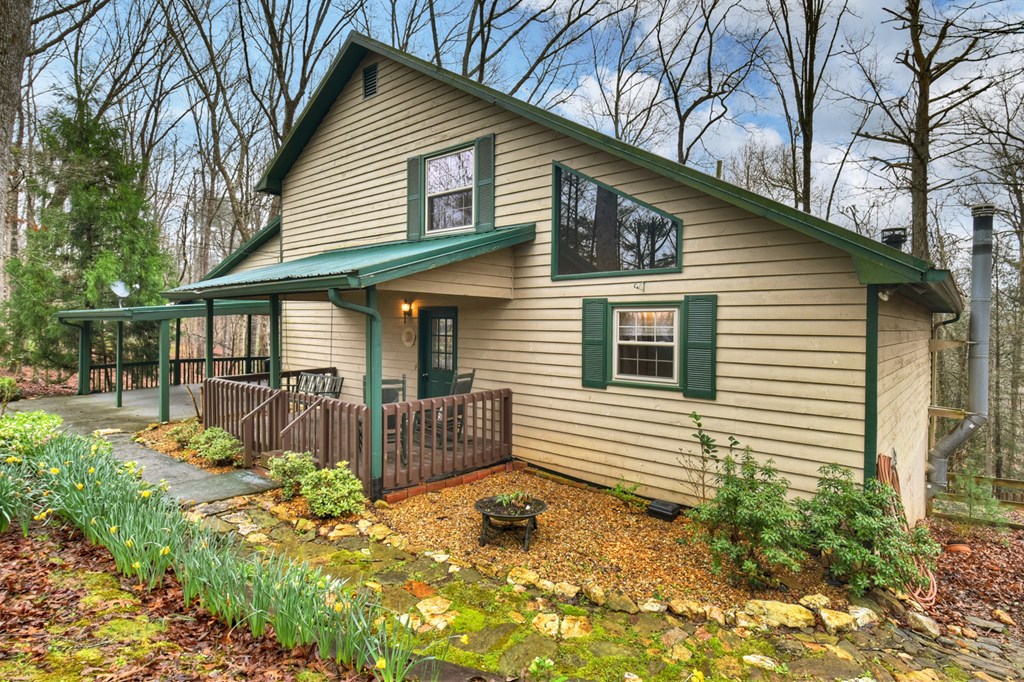 95 N Crestview Drive