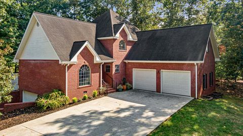 A home in Mineral Bluff