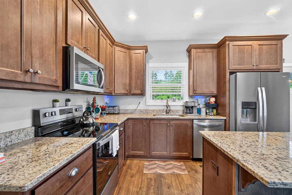 1068 High River Road