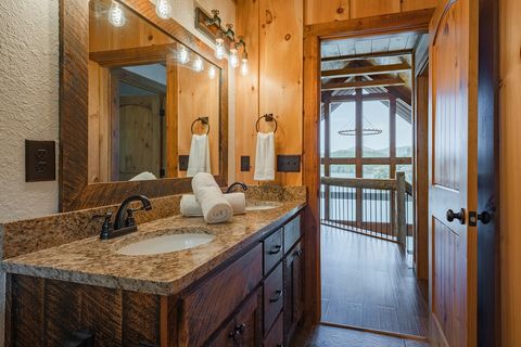 A home in Blue Ridge