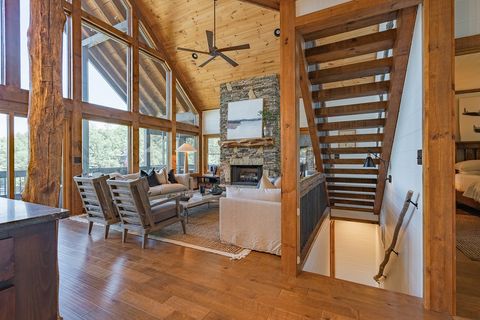 A home in Blue Ridge