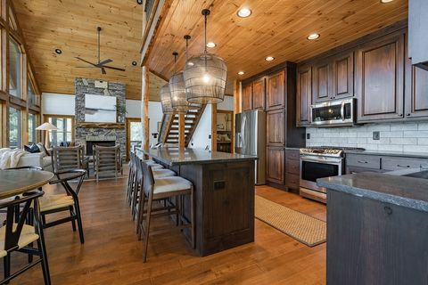 A home in Blue Ridge