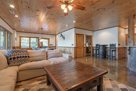 A home in Blue Ridge