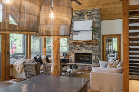 A home in Blue Ridge