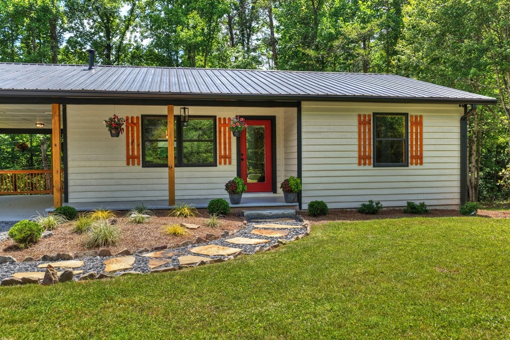 569 Number 20 Mine Road