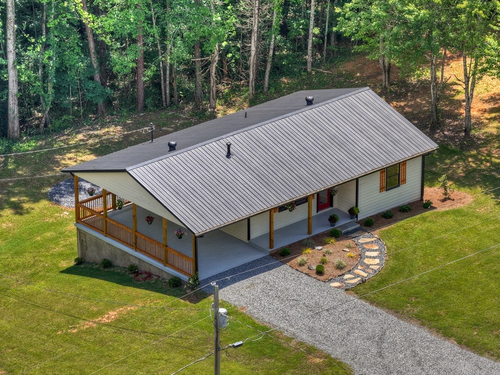 569 Number 20 Mine Road