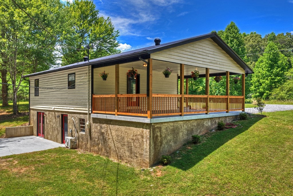 569 Number 20 Mine Road