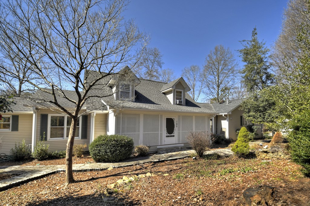 140 Woodland Drive