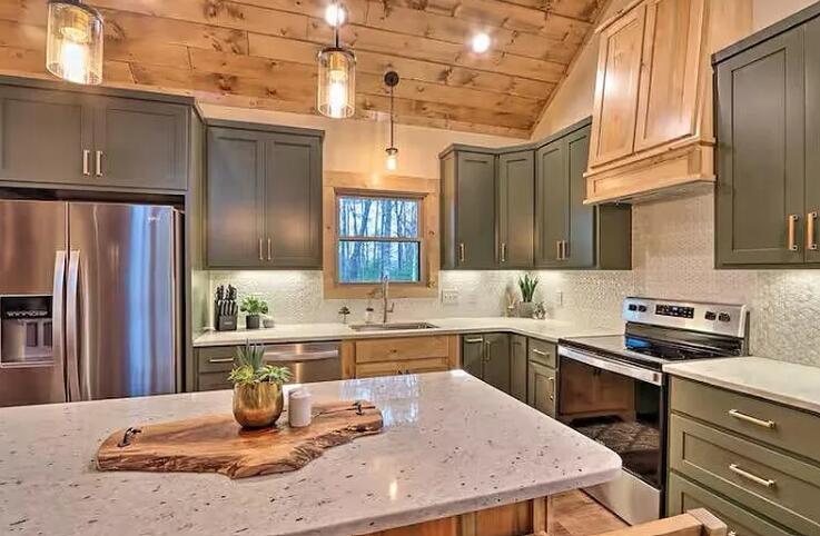 481 Hillsdale Dr, Ellijay, GA, 30540, USA, 4 Bedrooms Bedrooms, ,4 BathroomsBathrooms,Residential,Active,481 Hillsdale Dr,436401
