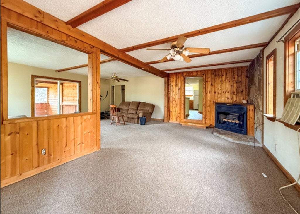 2518 Bellview Lane