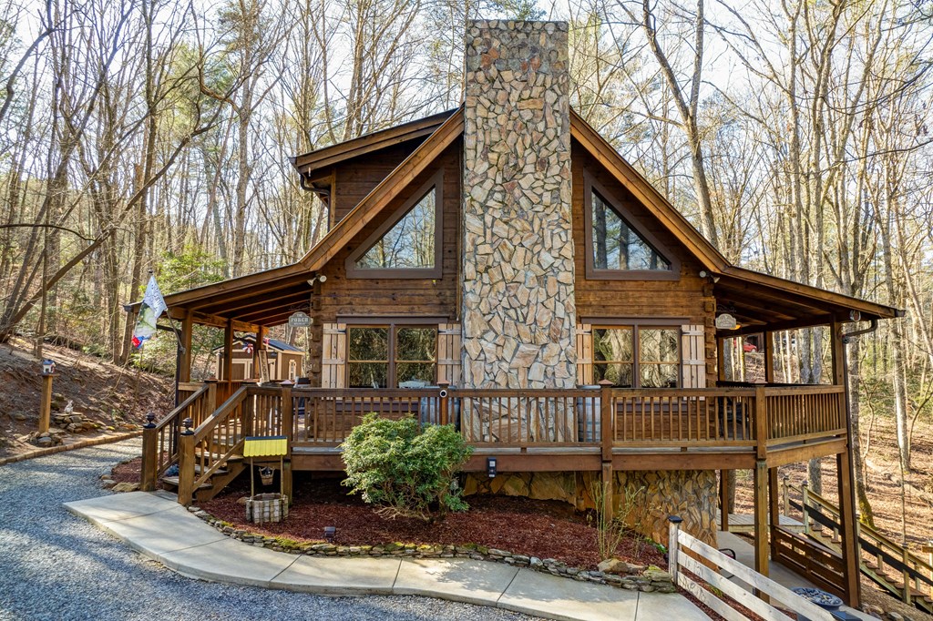 196 Mossy Rock Lane