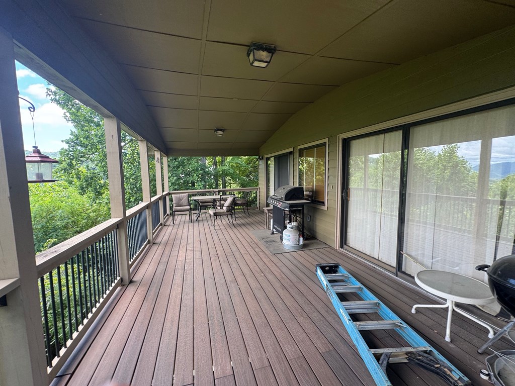 1498 Harris Ridge Road